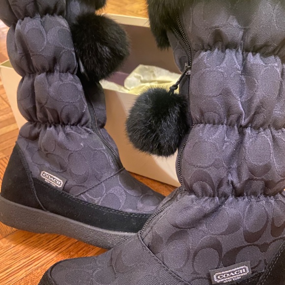 Coach Theona  Fur Boots - Picture 8 of 10
